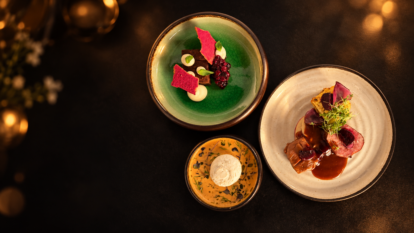 Pingvins nytårsmenu med hummerbisque, kalv og chokoladedessert